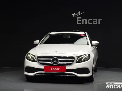 2019 Mercedes-Benz E-Class E300 Avantgarde, фото 3, лот 10177672