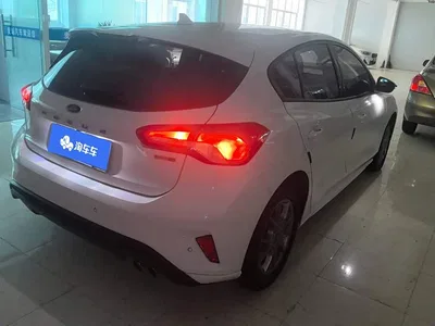 2021 Ford Focus Hatchback EcoBoost 180 Auto Trend, фото 3, лот 10280883