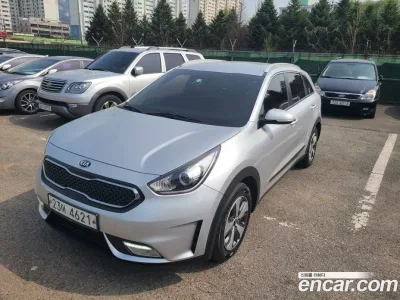 2018 Kia Niro Luxury, фото 1, лот 10081060