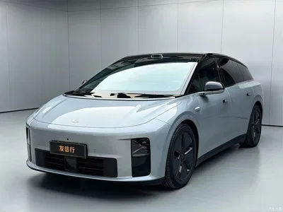 2025 Li Auto i6 2WD Base Model, фото 1, лот 10445280