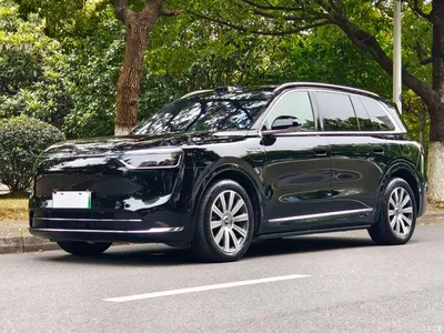 2025 AITO Wenjie AITO M8 Extended Range Ultra 53.4kWh 6-Seater, фото 1, лот 11247930
