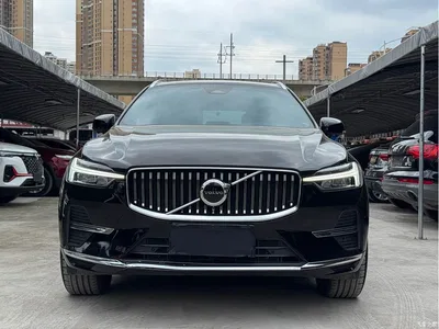 2023 Volvo XC60 B5 AWD Smart Luxury Edition, фото 2, лот 10383544