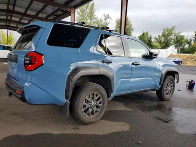 2025 TOYOTA 4RUNNER SR5, фото 3, лот 10521165
