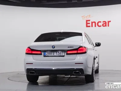 2021 BMW 5-Series 530i Luxury, фото 4, лот 10142213