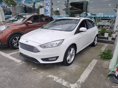 2020 Ford Focus Hatchback Classic 1.5L Auto Trend, фото 2, лот 11193377