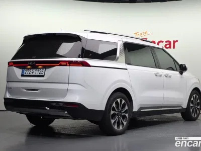 2023 Kia Canival Diesel 9-Seater Signature, фото 2, лот 10336963