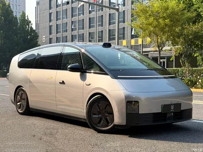 2024 Li Auto MEGA Ultra, фото 3, лот 10679214