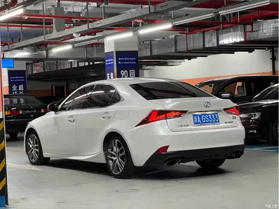 2017 Lexus IS 300 Leading Edition, фото 4, лот 10343442