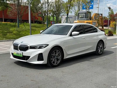 2024 BMW i3 eDrive 35 L, фото 1, лот 10472796