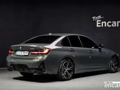 2025 BMW 3-Series 320i M Sport, фото 2, лот 10178949