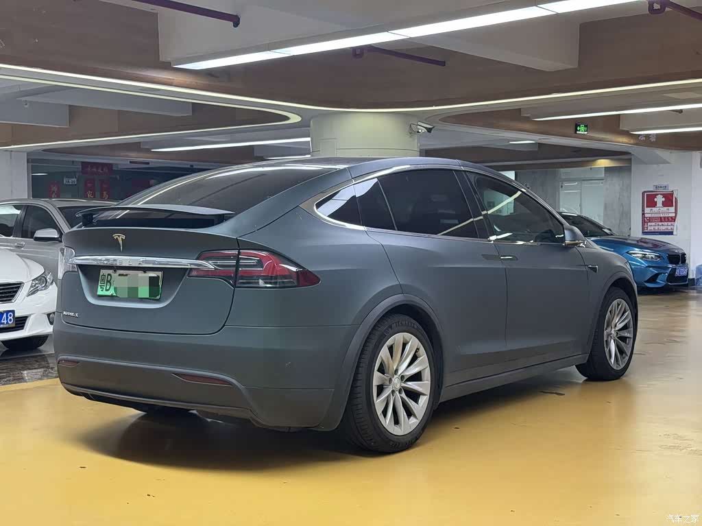 2016 Tesla Model X 75D, фото 4, лот 11142732