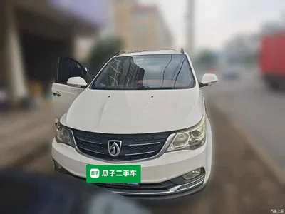2016 Baojun 730 1.5L Manual Luxury 7-seater, фото 2, лот 11583500