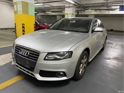 2011 Audi A4L 2.0 TFSI Standard, фото 2, лот 11133980