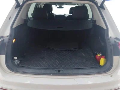 2021 Volkswagen Tiguan L PHEV 430PHEV Plug-in Hybrid Flagship, фото 4, лот 10329265
