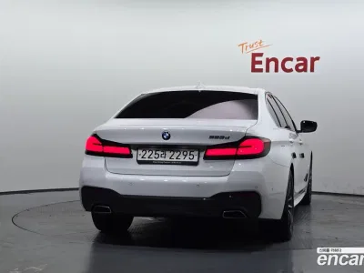 2023 BMW 5-Series 523d M Sport, фото 3, лот 10052209