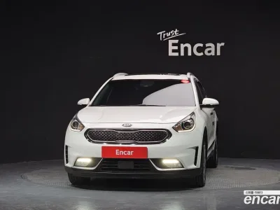 2017 Kia Niro Noblesse, фото 2, лот 10073680