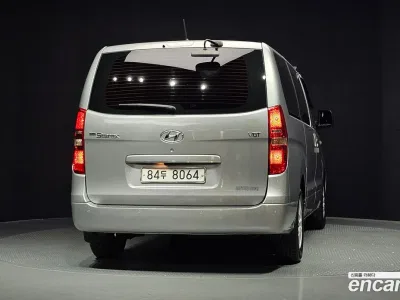 2017 Hyundai Starex 5-Seater VAN, фото 4, лот 10515725