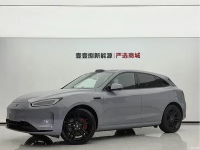2025 AITO Wenjie AITO M5 Extended Range Ultra AWD, фото 1, лот 11574744
