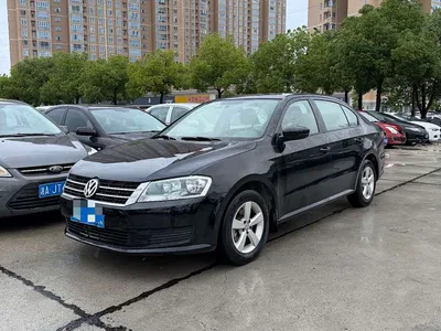 2013 Volkswagen Lavida Facelift Classic 1.6L Manual Trend, фото 1, лот 10454426