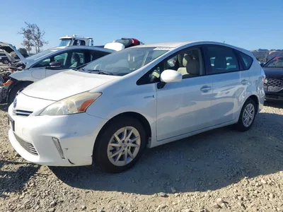 2014 TOYOTA PRIUS V TWO, фото 1, лот 10891492
