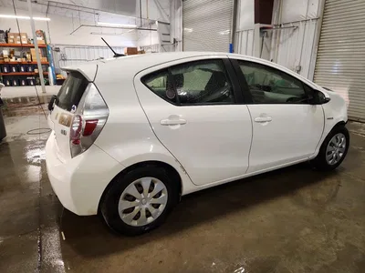 2012 TOYOTA PRIUS C THREE, фото 3, лот 10533481