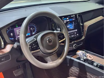 2023 Volvo XC60 B5 AWD Smart Elite Luxury, фото 3, лот 10352236