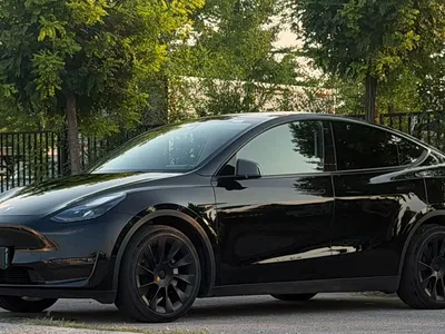 2021 Tesla Model Y Standard Range Rear-Wheel Drive, фото 1, лот 10402123