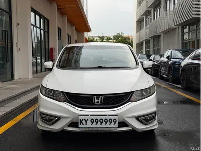 2013 Honda Jade 1.8L Automatic Comfort Edition 5-seater, фото 2, лот 10391616