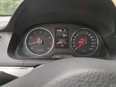 2013 Volkswagen Lavida Facelift 1.6L Automatic Luxury, фото 4, лот 10694246
