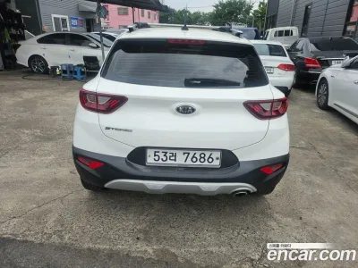 2018 Kia Stonic Diesel 1.6, фото 4, лот 10101289