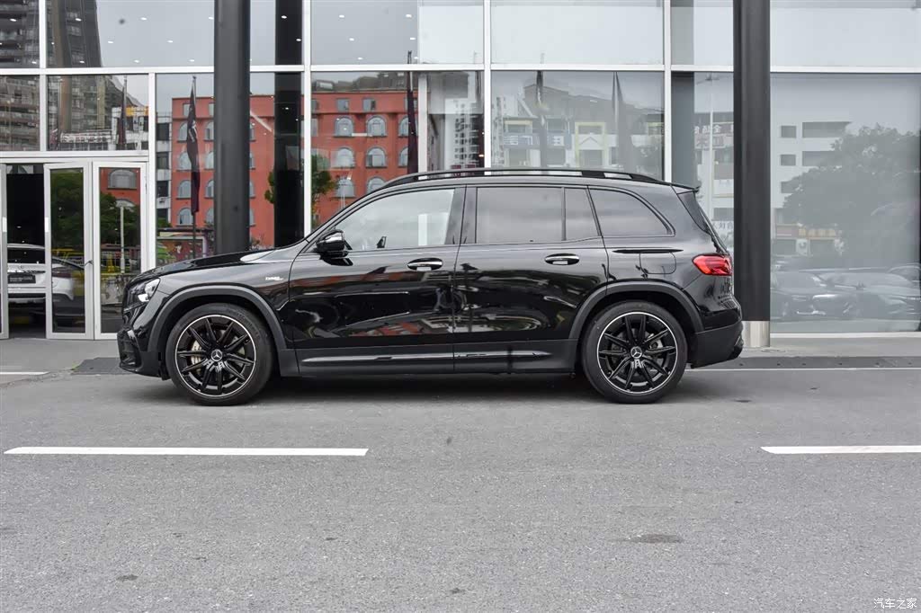 2024 Mercedes-Benz GLB AMG AMG GLB 35 4MATIC, фото 3, лот 11188430