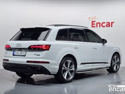 2022 Audi Q7 55 TFSI Quattro Premium, фото 2, лот 10108751
