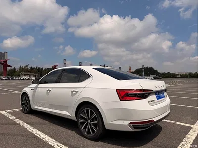 2024 Škoda Superb TSI280 DSG Premium Edition, фото 4, лот 10348369