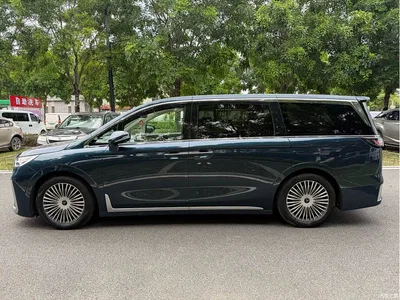 2025 Voyah Auto Voyah Dreamer PHEV AWD Flagship Kunpeng Edition, фото 2, лот 10358646