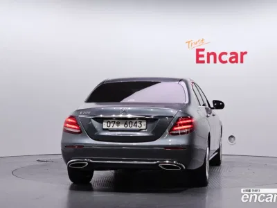 2018 Mercedes-Benz E-Class E200 Avantgarde, фото 3, лот 10072346