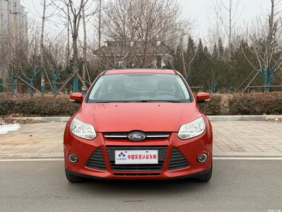 2012 Ford Focus Hatchback 1.6L Automatic Trend, фото 2, лот 10294489