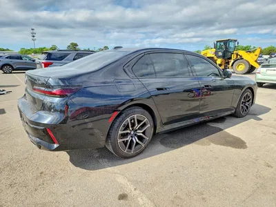 2025 BMW 760 XI, фото 3, лот 10809510