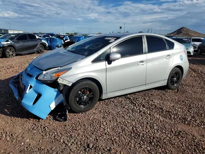 2015 TOYOTA PRIUS TWO, фото 1, лот 10544033