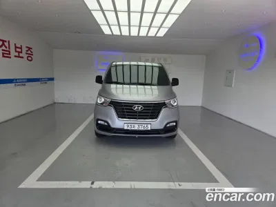 2019 Hyundai Starex Van 3-Seater, фото 1, лот 11132426