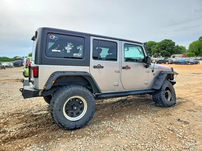 2018 JEEP WRANGLER UNLIMITED SAHARA, фото 3, лот 10897648