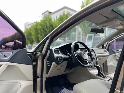 2015 Volkswagen Golf 1.4TSI Automatic Comfort, фото 4, лот 11247846