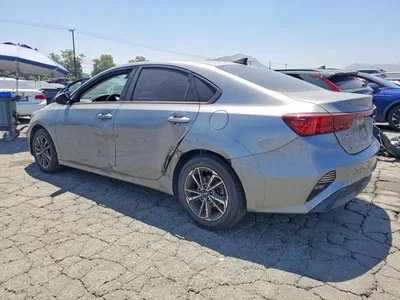2023 KIA FORTE LXS, фото 2, лот 10775113