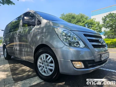 2017 Hyundai Starex 5-Seater VAN, фото 2, лот 10161196