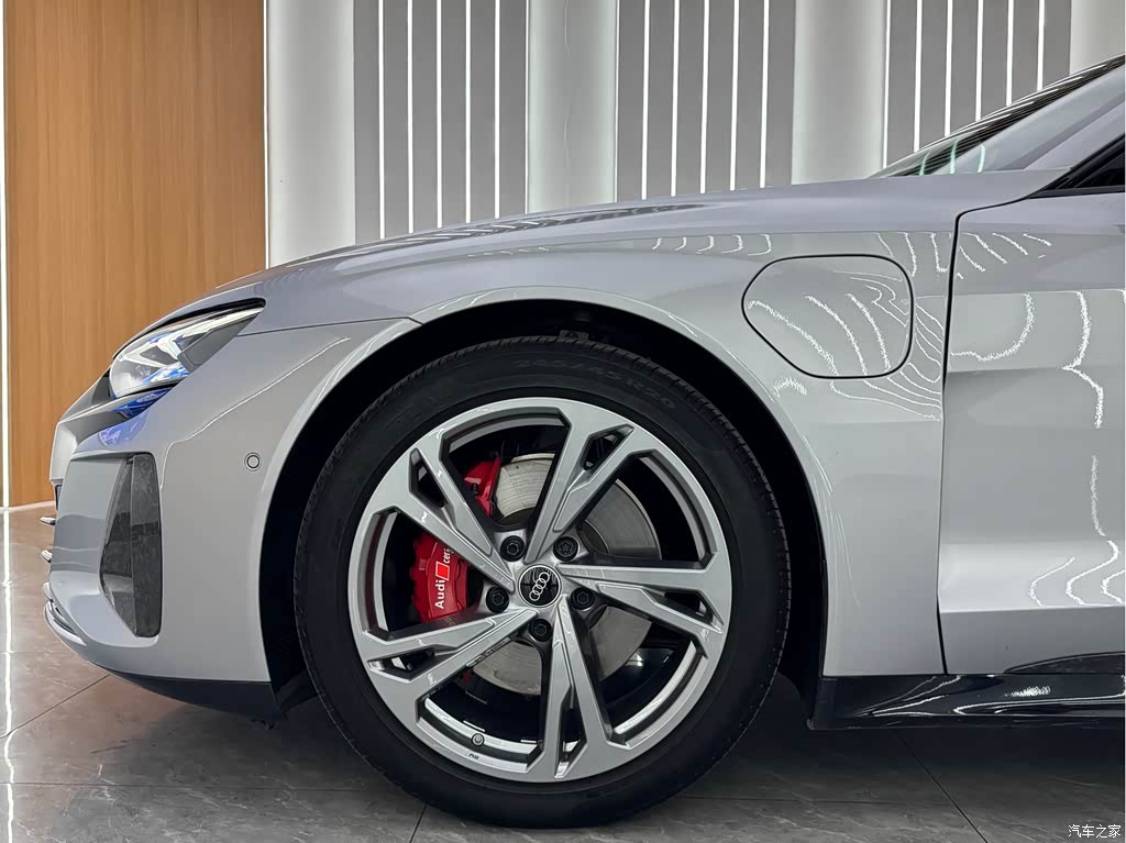 2023 Audi e-tron GT Base Model, фото 4, лот 10471455