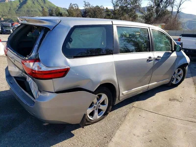 2016 TOYOTA SIENNA, фото 4, лот 10543488
