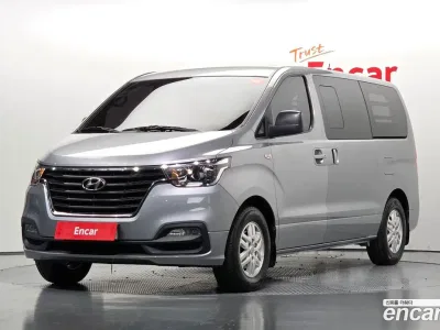 2019 Hyundai Starex Van 5-Seater, фото 1, лот 10202668