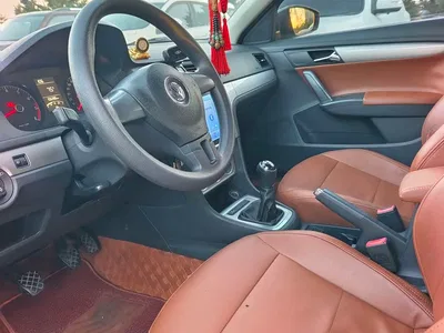 2013 Volkswagen Lavida Tour 1.6L Manual Trend Style, фото 4, лот 10425830