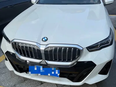 2024 BMW 5 Series (Import) Model 525i M Sport Package, фото 1, лот 10446098