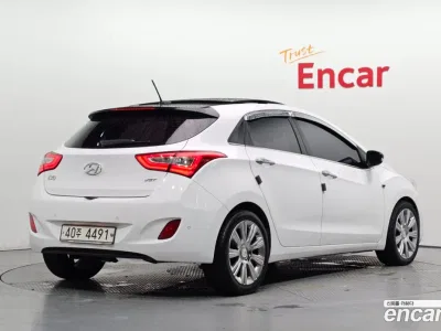 2015 Hyundai i30 Diesel 1.6 VGT PYL, фото 2, лот 10229775