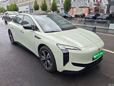 2025 Hongqi EH7 600 Smart Selection Edition, фото 4, лот 10289926